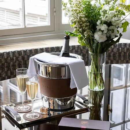Highstay - Luxury Serviced - Eiffel Apartment