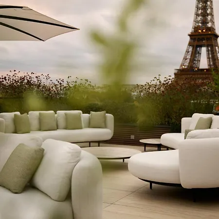 Highstay - Luxury Serviced - Eiffel Apartment *