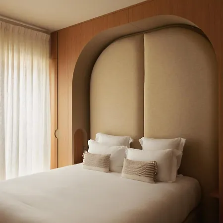 Апартаменты Highstay - Luxury Serviced - Eiffel *